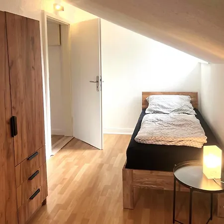 Unterkuenfte - - Hamburg